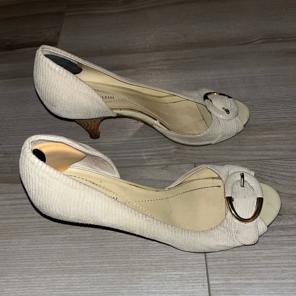 Rare Anne Klein Low Wooden Heels - GUC - Picture 2 of 5